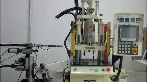 Specimens Injection Machine