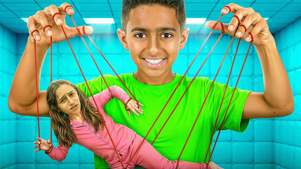 ادم كينج مصر تحكم ب جنى يوم كامل😂 خلى جوجو ترقص فى الشارع وعلقت صورو فى غرفتها (انهيار وبكاء جنى)😱