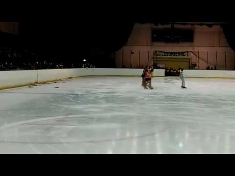 Anl ice skating