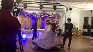 Annas Quince Entrance “Lucky Strike” by Troye Sivan