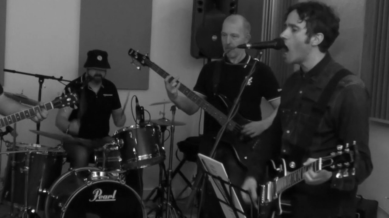 Cigarettes and Alcohol live Oasis cover by The Carousels