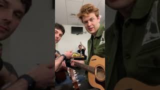 The Amazons - Instagram Live before gig in Leeds (12/04/22)
Matt and Chris do a few acoustic covers before the show in Leeds.
Songs:
1:16 - “Bloodrush”
6:40 - “Here Comes The Sun” (Beatles cover)
8:30 - “Black Birds” (Beatles cover)
10:52 - “School of Rock” (Jack Black cover)
14:34 - “The Bucket” (King Of Leon cover)
19:17 - “Bloodrush”
23:58 - “Everlong” (Foo Fighters cover)
27:00 - “Stairway to Heaven” (Led Zeppelin)
32:16 - “Tribute” (Tenacious D cover) The Amazons - Instagram Live before gig in Leeds (12/04/22)