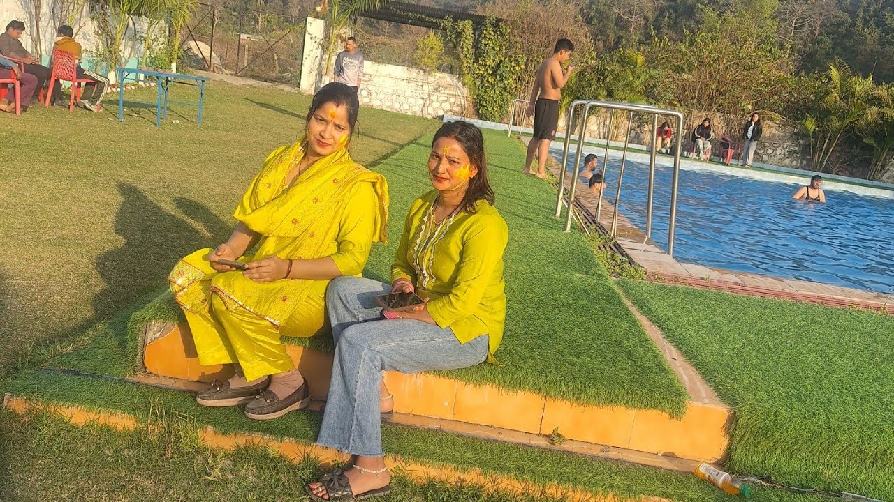 आज हम गए थे गढ़वाली महासभा में होली मिलन कार्यक्रम में