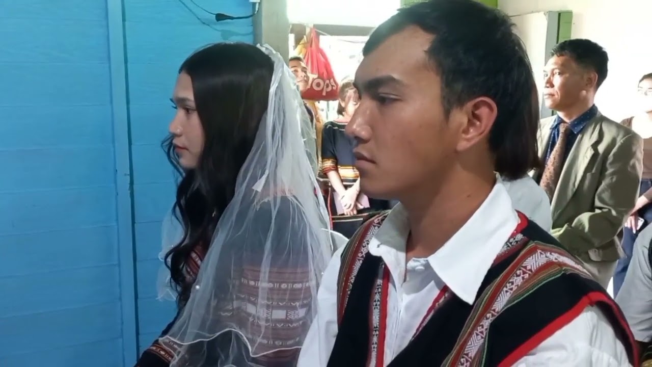 Phân1 .Năr pơkong bar anu druh dăm âu. Năr tơpưh lơ 7 /12/2025/năr hiôk chơt bar pang unh dno. 