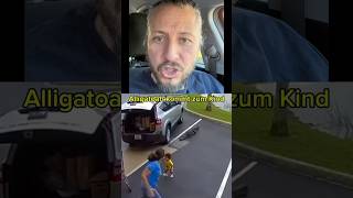 Video aus Florida zeigt eine Mutter ￼wie es ihr Kind rettet #usa #aligator #everglades #mutterschaft