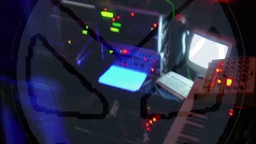 kliktrak - cosmic conundrum (2025 visualiser)