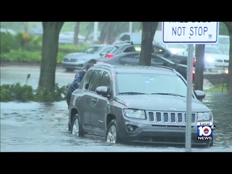 Mayor’s message as portions of Miami-Dade flood: ‘Please stay home if you possibly can’