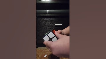 How to do the checkered pattern on a 2 by 2 rubiks cube!