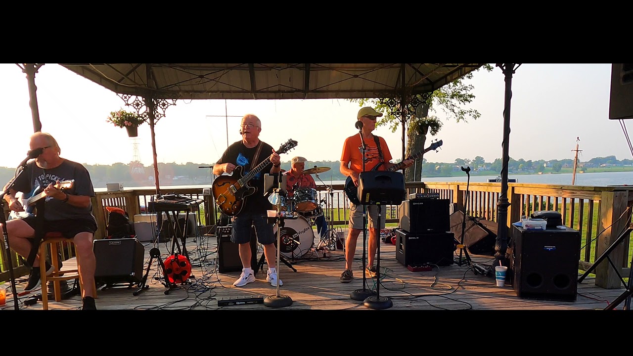 ReVinylize playing "Wagon Wheel" on the banks of the Ohio River YouTube