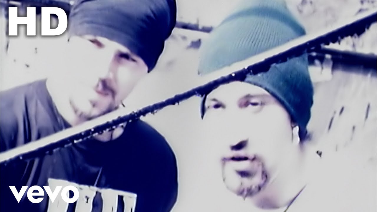 Cypress Hill - Stoned Is the Way of the Walk (Official HD Video) Cypress Hill - Stoned Is the Way of the Walk (Official HD Video)