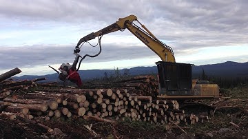Komatsu pc 200 ll Logmax 7000xt with 500 computer