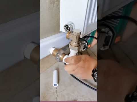 لوله کشی پکیج روکار با لوله تک لایه سفید