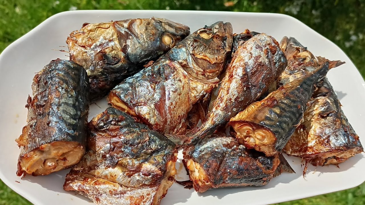 How To Bake/Grill/Smoke Mackerel (Ghana Salmon) In The Oven YouTube