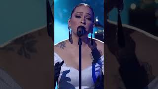 Carla Morrison interpreta “Encontrarme” desde los #latingrammy2022