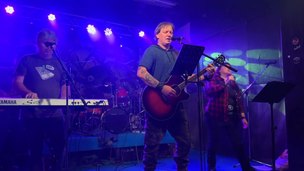 BÍLÝ TESÁK - Věř Andělům (live -  ElPaso FEST 2024)