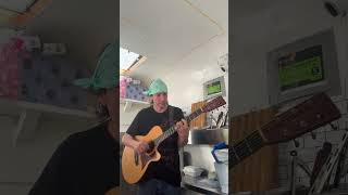 musician chef jamin “smoke in the water” by deep purple in his food trailer, flamenco style!