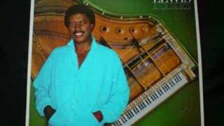 Webster Lewis - The Love you give to Me chords