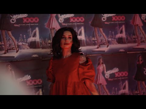 Artik & Asti - Кукла (#ЗаКадром) (Hong Kong / Day 1)