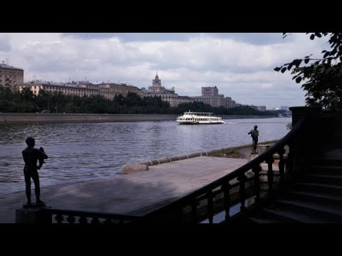 Video: Annie Leibovitz otevírá v Moskvě výstavu svých děl