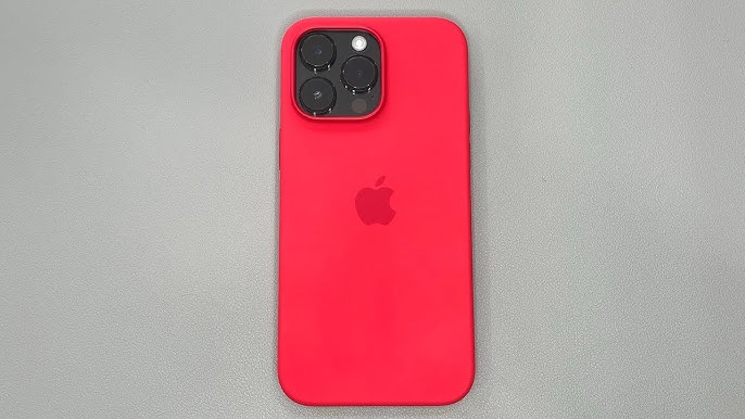 iPhone 14 Pro Max Silicone Case with MagSafe - (PRODUCT)RED