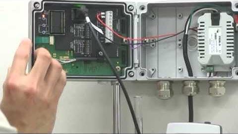 Calibrating a Wall Mount Humidity Transmitter HMT331