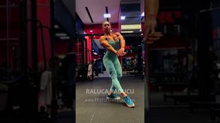 Posing Checkout (II) by Raluca Raducu #motivation #olympia
