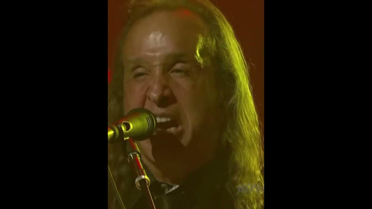 Kansas - Carry On My Wayward Son (Live 2009)