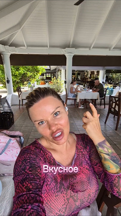 Көкіректі қаншық Олеся Малибу Көкіректі қаншық Олеся Малибу