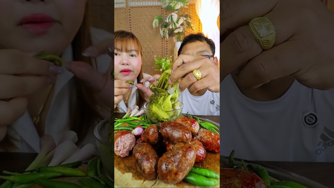 วันๆชวนแต่กันกิน ไส้กรอกอีสานหมูล้วน เนื้อแน่นๆ กินพริกสดกรอบๆ
