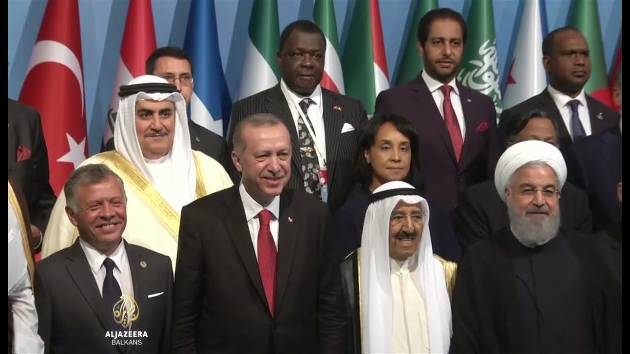 تطالب الدول الإسلامية القوات الدولية بحماية الفلسطينيين.
