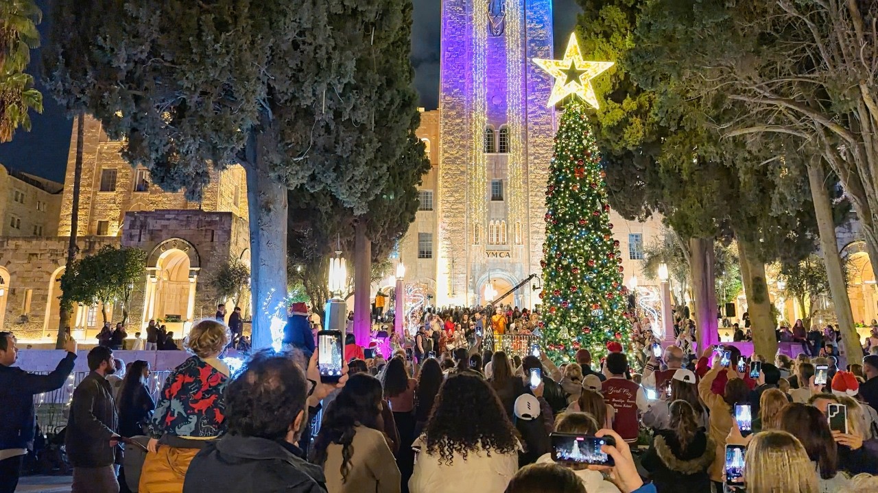 Jerusalem by Night — Stunning Winter Lights & Holiday Atmosphere (4K)