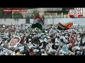 Kejriwal takes blessings from well-wishers,
