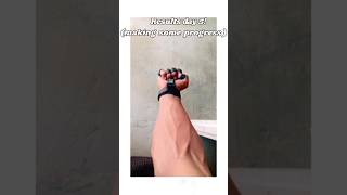 Using Hand Gripper For 5 Day