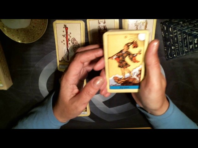 Зарядка колоды таро. Способы чистки колоды. Таро чистка огнем. Чистка таро. Чистка колоды таро.