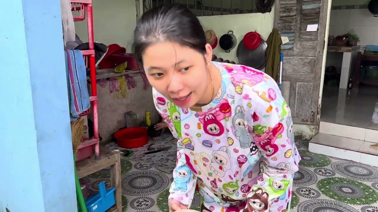 Đổ bánh xèo mẹ chồng nàng dâu khô bà mập cà mau