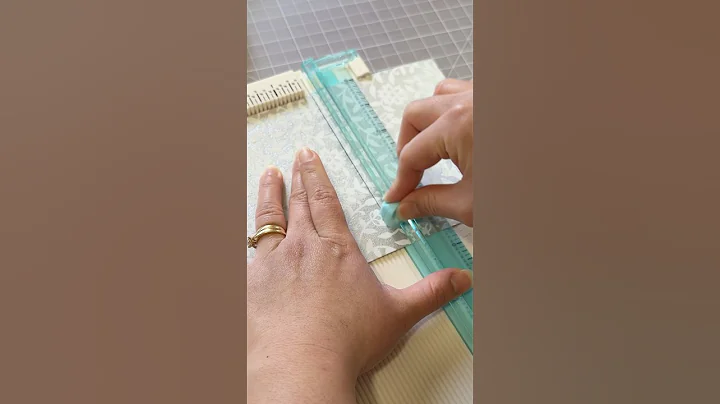 Bookmaking ASMR 🍃🌿 #bookmaking #booktok #artaesthetic #handmade #art #aesthetic #relaxing #asmr