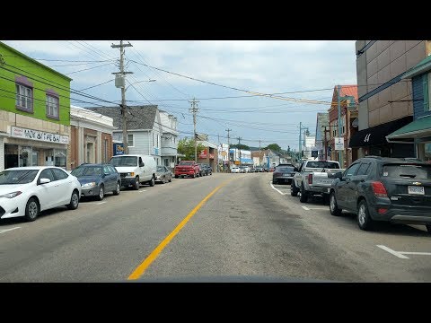 Driving around downtown Digby