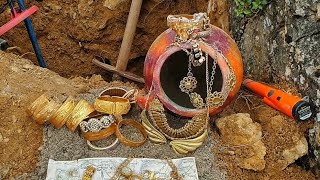 Treasure Hunt / We Found Ancient Treasure - YouTube