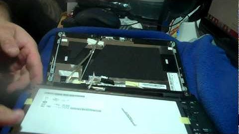 Laptop Screen Replacement / How to Change Acer Aspire One D255E Screen www.screencountry.com