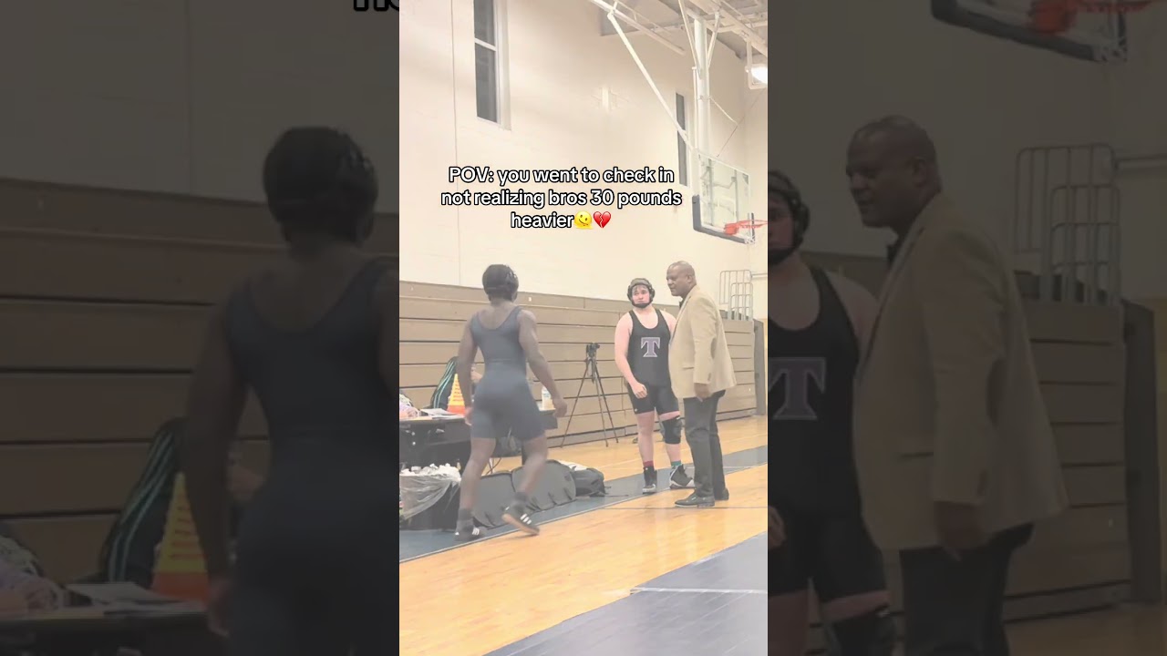 Bro started spamming x 😭 #highschoolwrestling #wrestler
