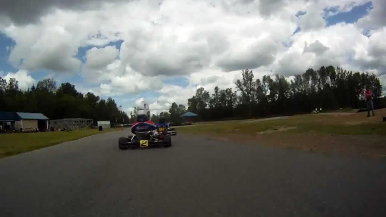 NCKC Race 6 2012 @ Le Circuit Quyon - Senior Heavy Prefinal