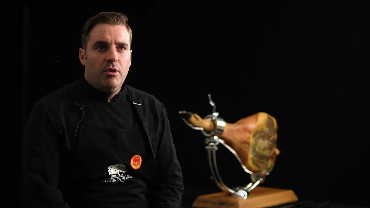 Découpe Jambon avec Os Noir de Bigorre, voir la vidéo entière de la découpe de ce jambon d