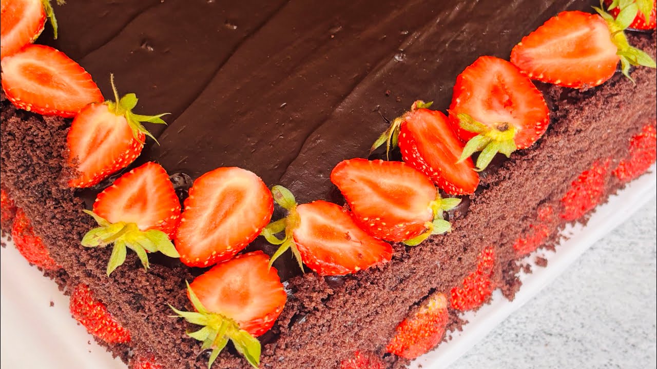 Strawberry and Chocolate Cake👍❤️