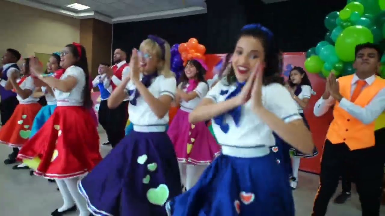 Deus é Fiel - Cristina Mel / Coreografia EBF 2022 - Crescer é Fruticar