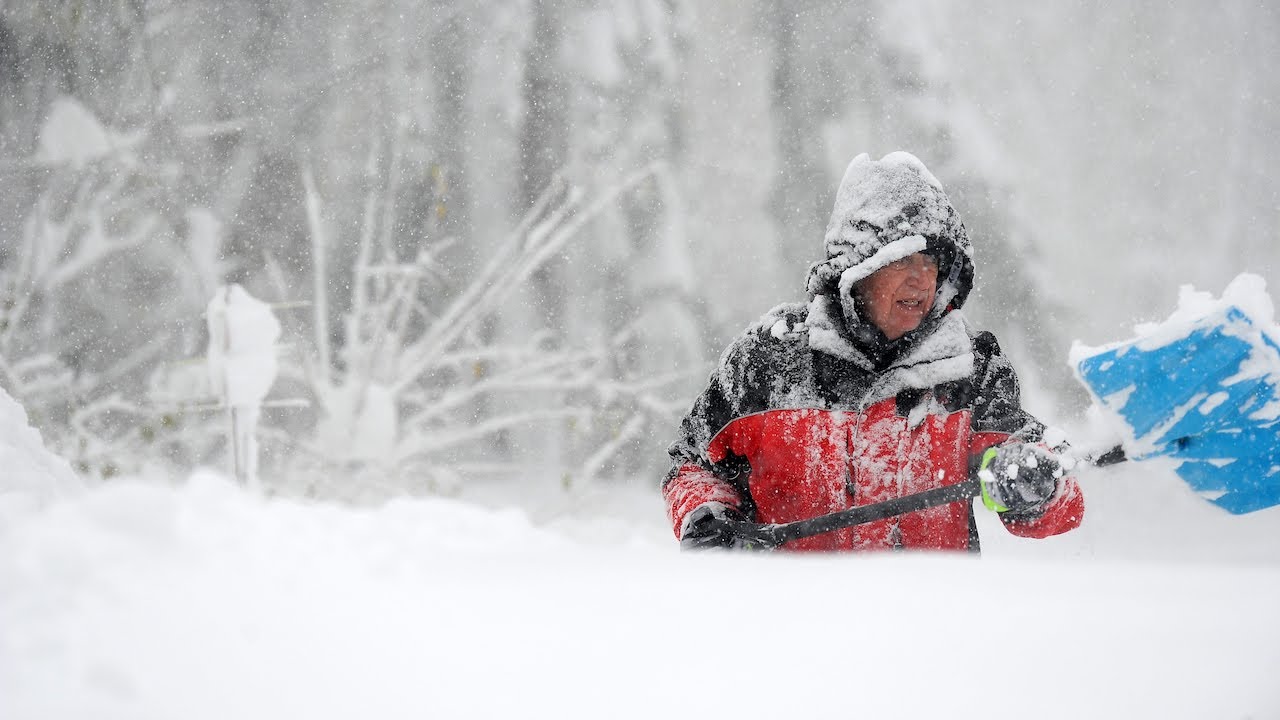 Fien winter storm brings snow to Northern Spain