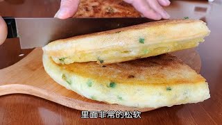 面粉加水只要搅一搅，手不碰面，做出外酥里软的发面饼