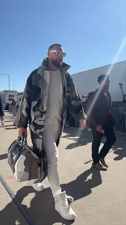 kelce outfit super