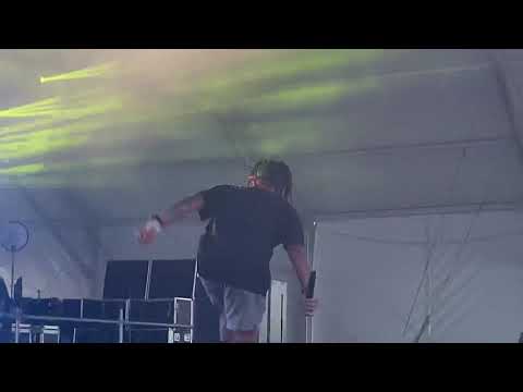 MadeinTYO live at Hangout Fest 2019
