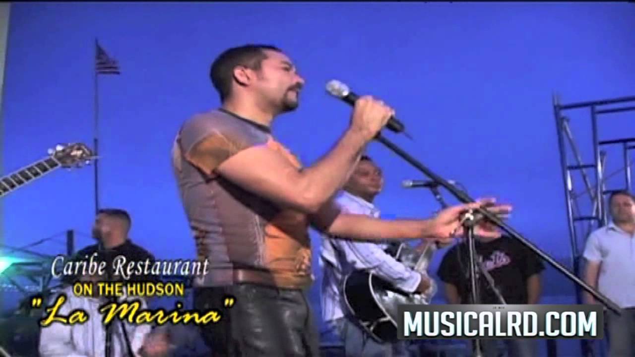 Frank Reyes - Viviendo en soledad (en vivo) Caribe on the hudson La Marina