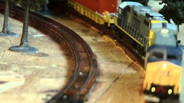 N scale CSX Intermodal Rounding a Curve Before the Super Elevation Project
